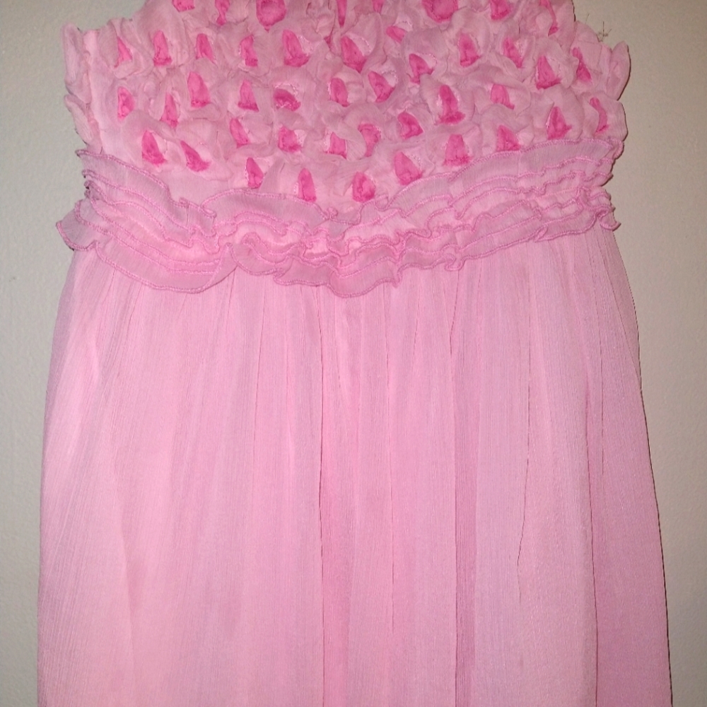 Pink Ruffles Dress - Picture 3 of 5